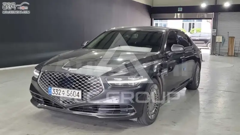 2021 Genesis G90