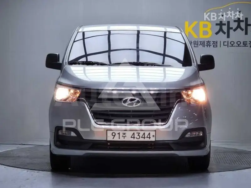 2021 Hyundai Starex