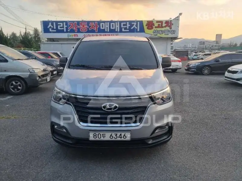 2021 Hyundai Starex