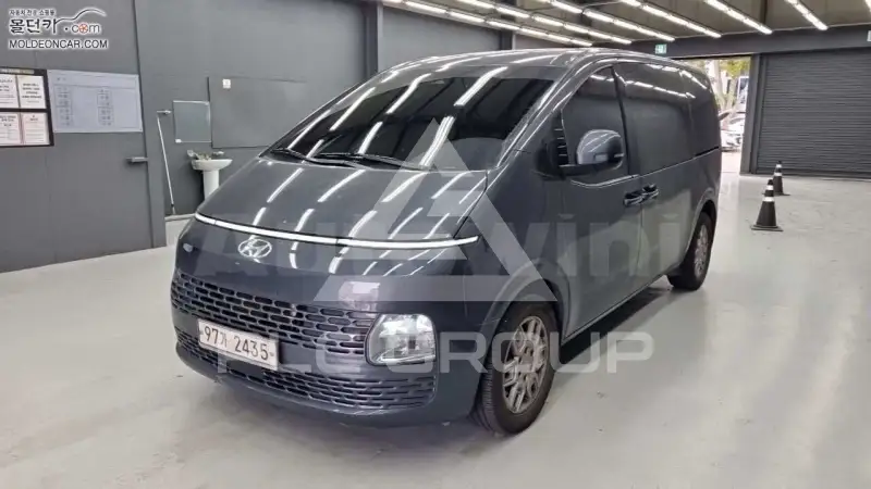 2021 Hyundai Staria