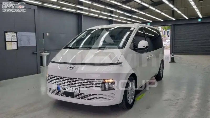 2021 Hyundai Staria