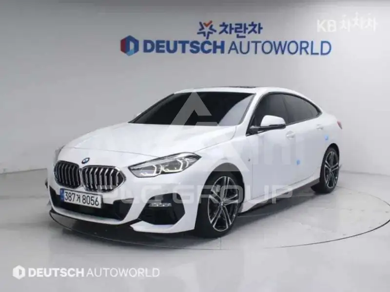 2022 BMW 218