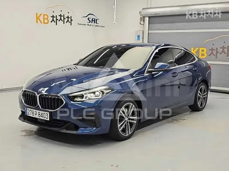 2022 BMW 218