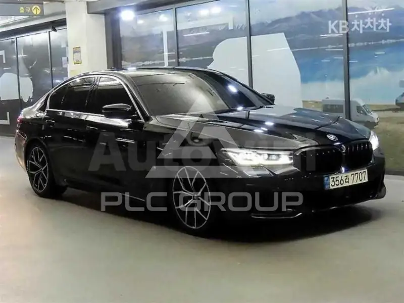2022 BMW 523
