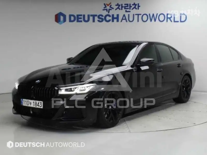 2022 BMW 523
