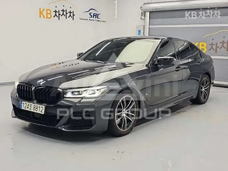 2022 BMW 523