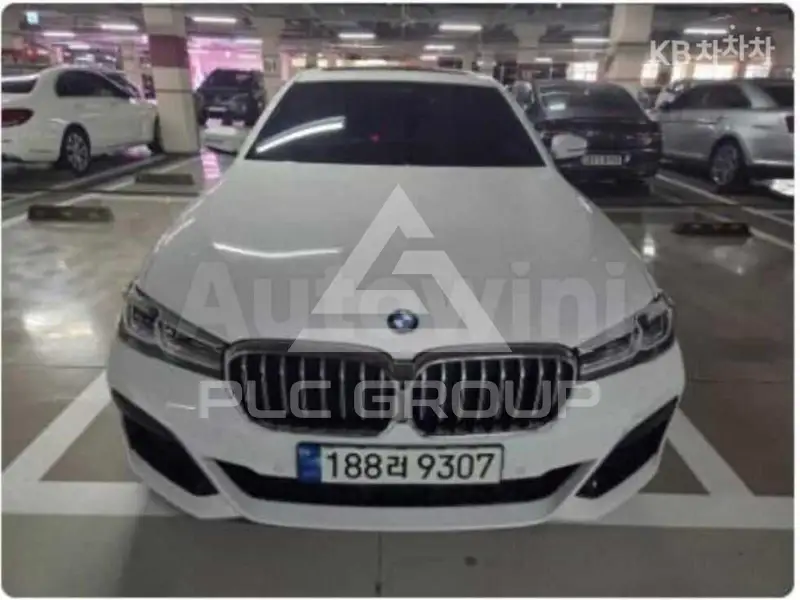 2022 BMW 523