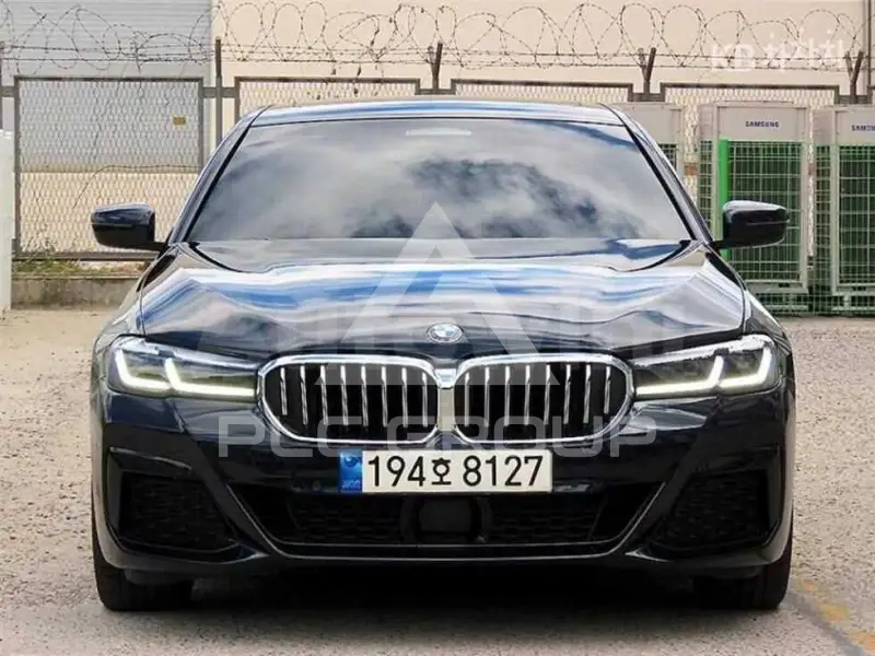 2022 BMW 523