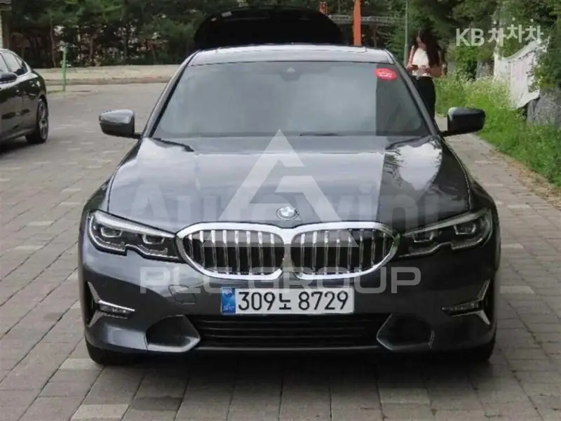 2022 BMW 330
