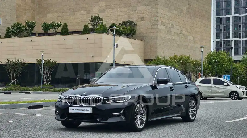 2022 BMW 330