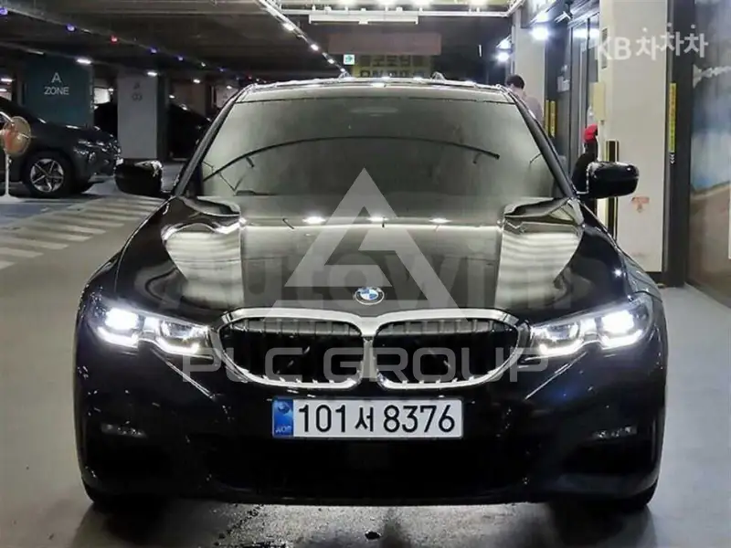 2022 BMW 330