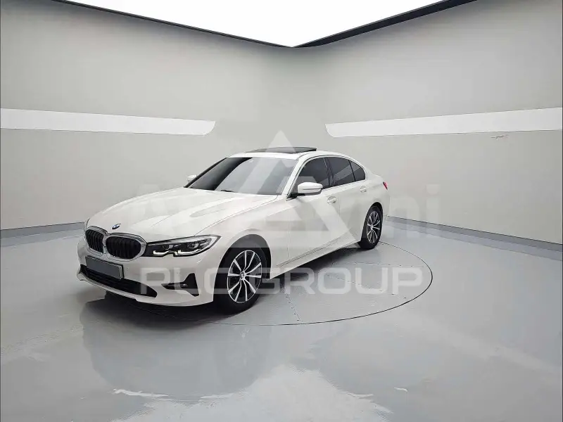 2022 BMW 330