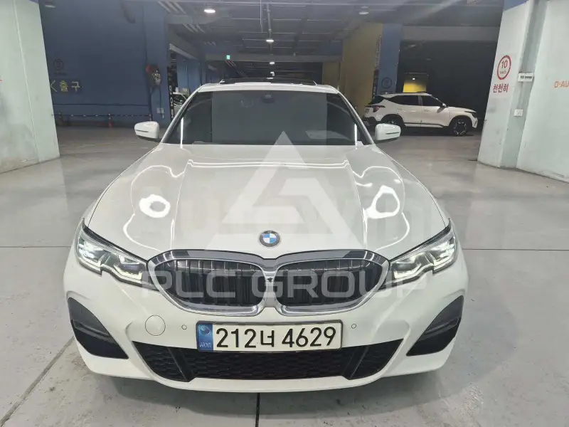 2022 BMW 330