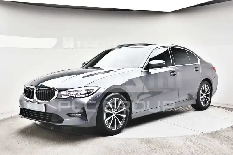 2022 BMW 330