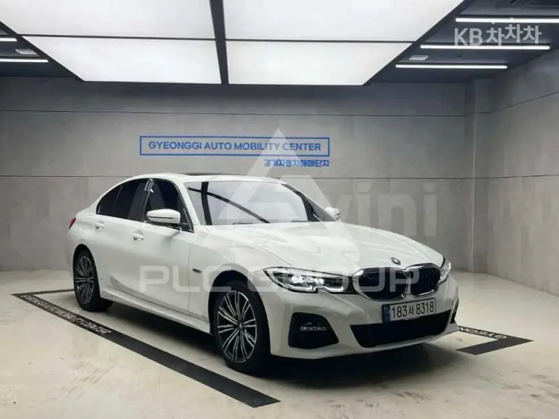 2022 BMW 330