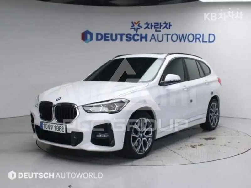 2022 BMW X1