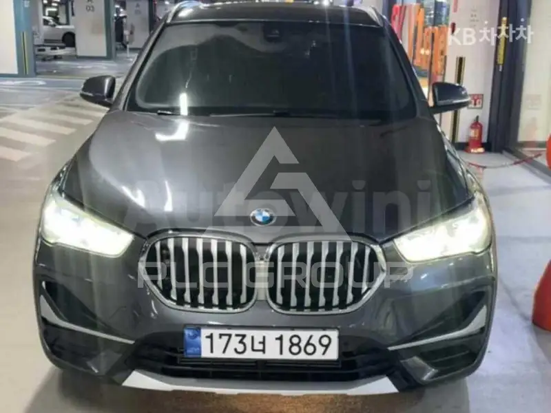 2022 BMW X1