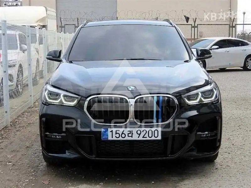 2022 BMW X1