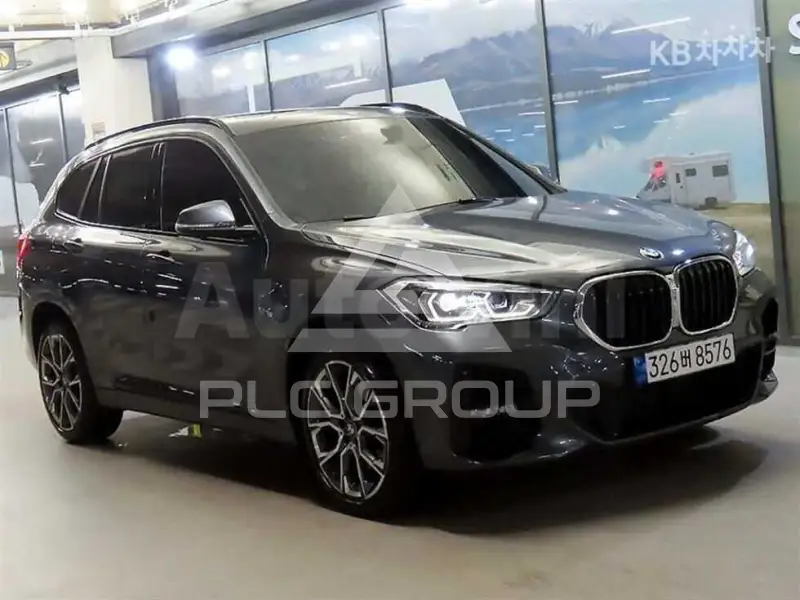 2022 BMW X1