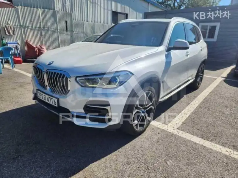 2022 BMW X5