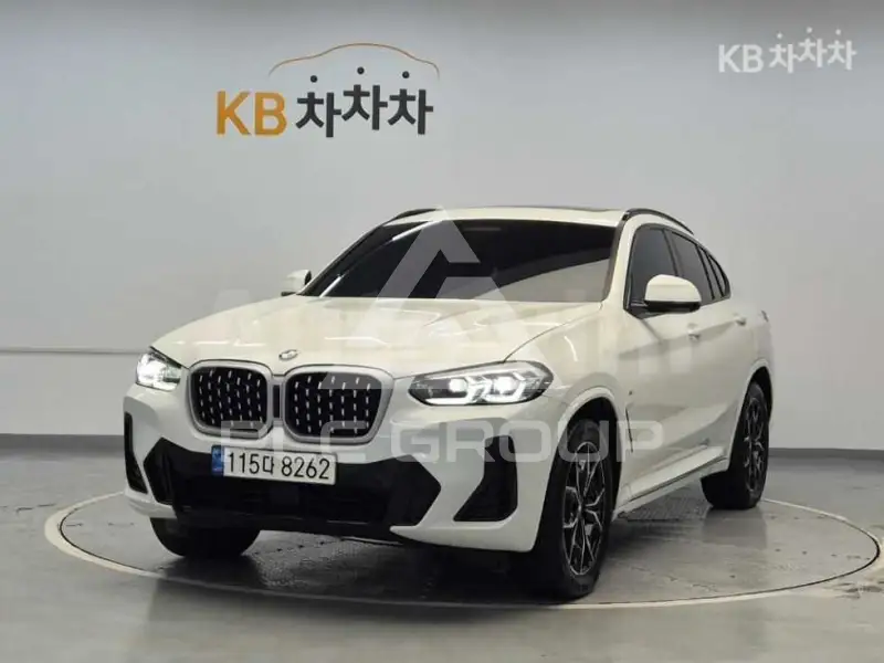 2022 BMW X4