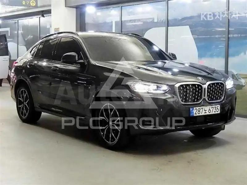 2022 BMW X4