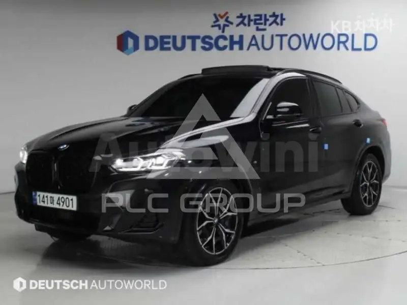 2022 BMW X4