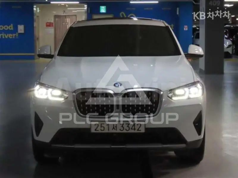 2022 BMW X4