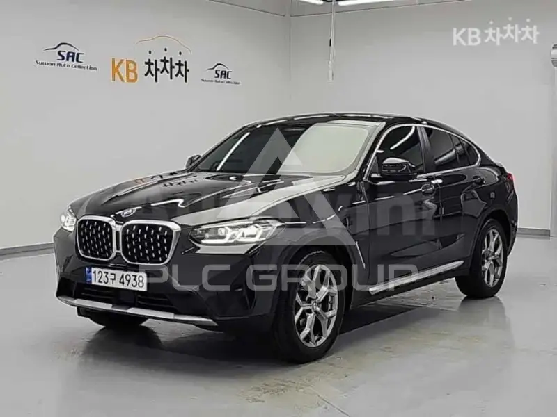 2022 BMW X4