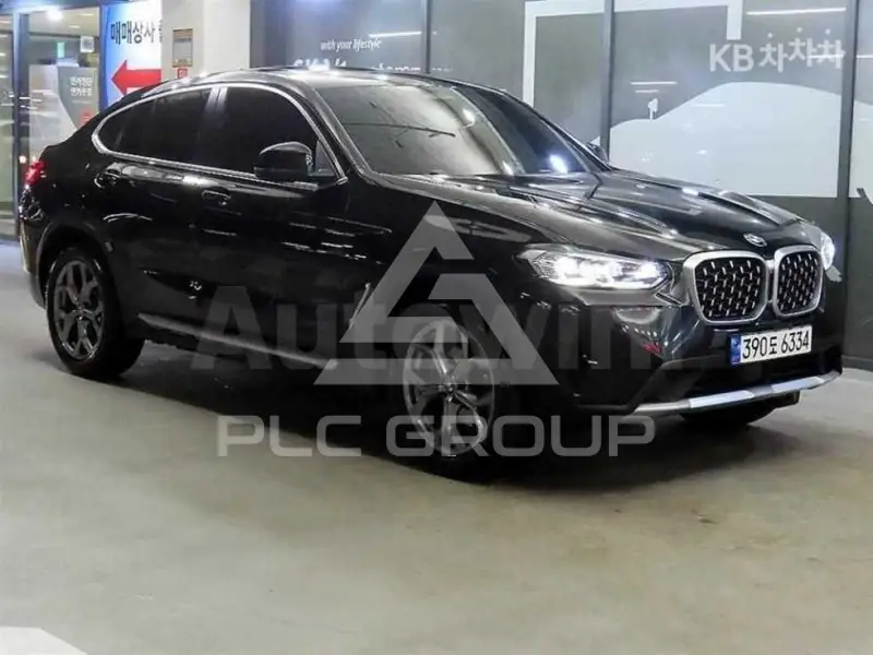 2022 BMW X4