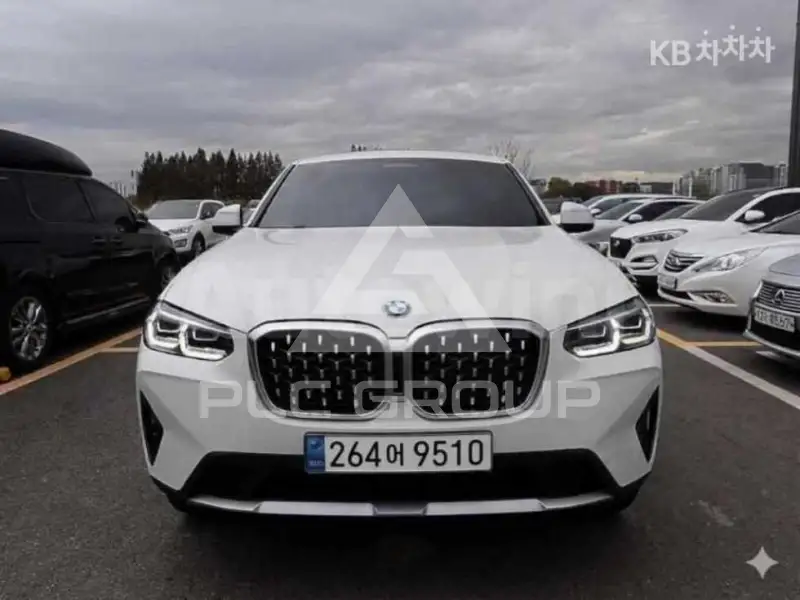 2022 BMW X4