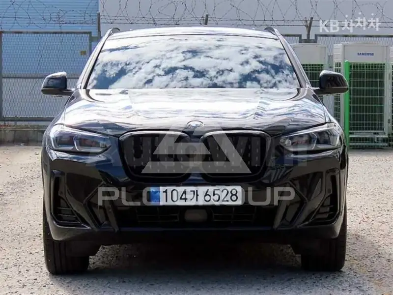 2022 BMW X4