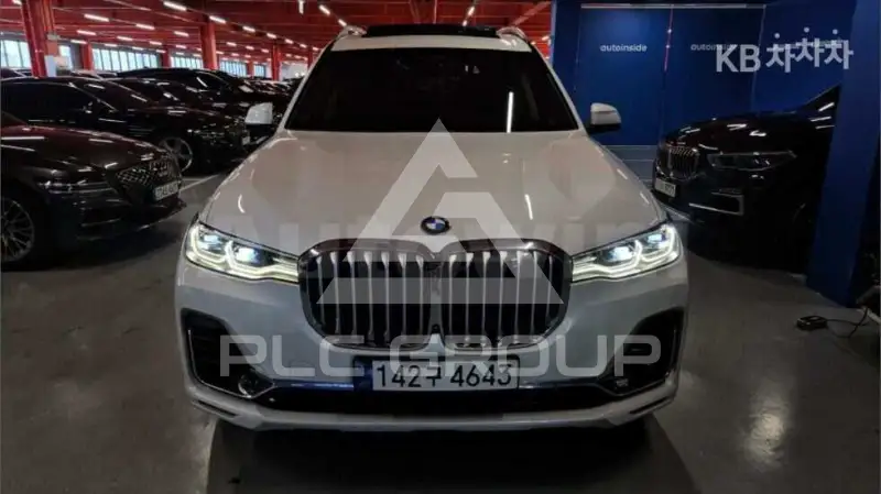2022 BMW X7