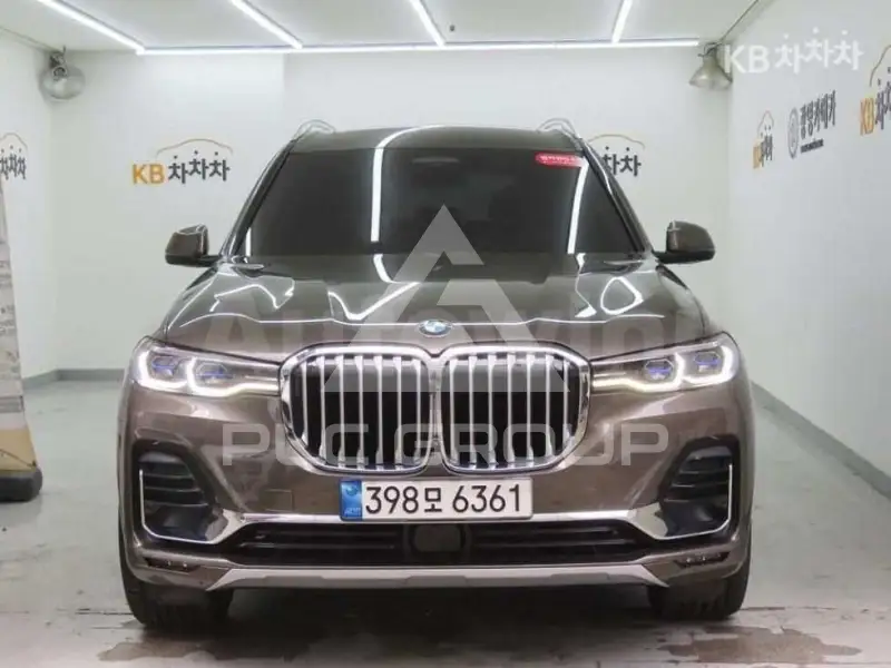 2022 BMW X7