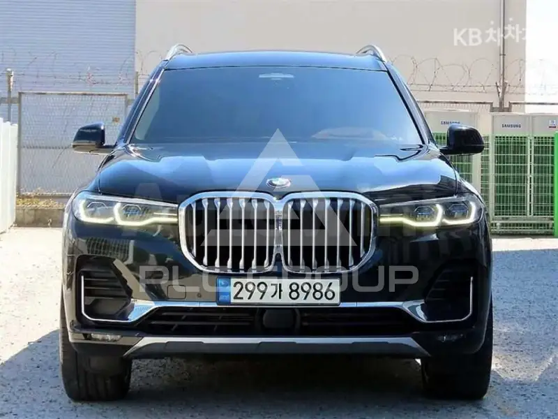 2022 BMW X7