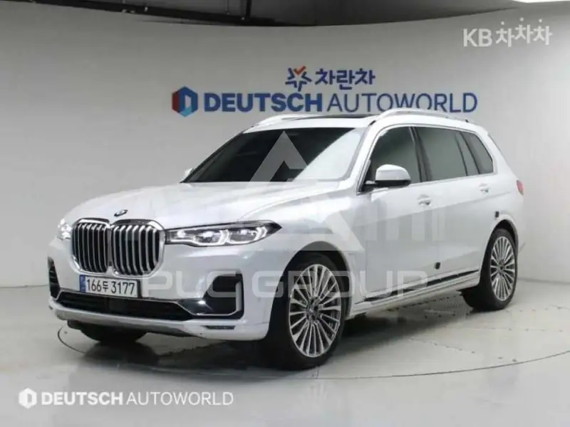 2022 BMW X7