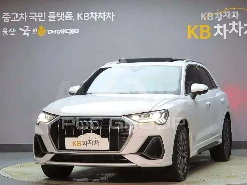 2022 Audi Q3
