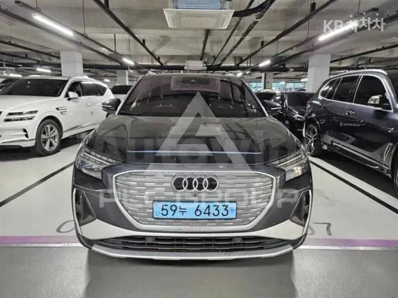 2022 Audi Q4
