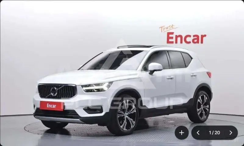 2022 Volvo XC40