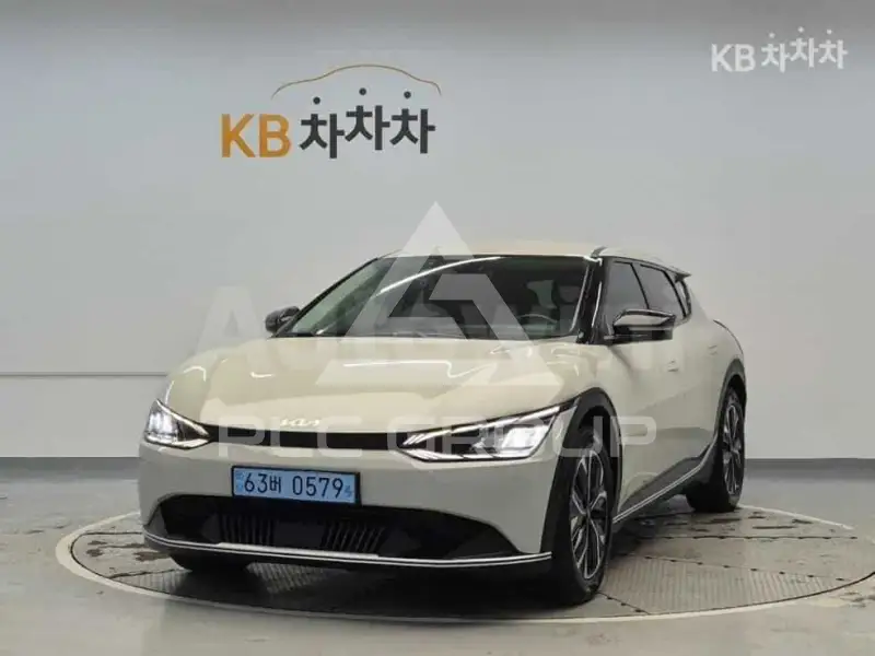 2022 KIA EV