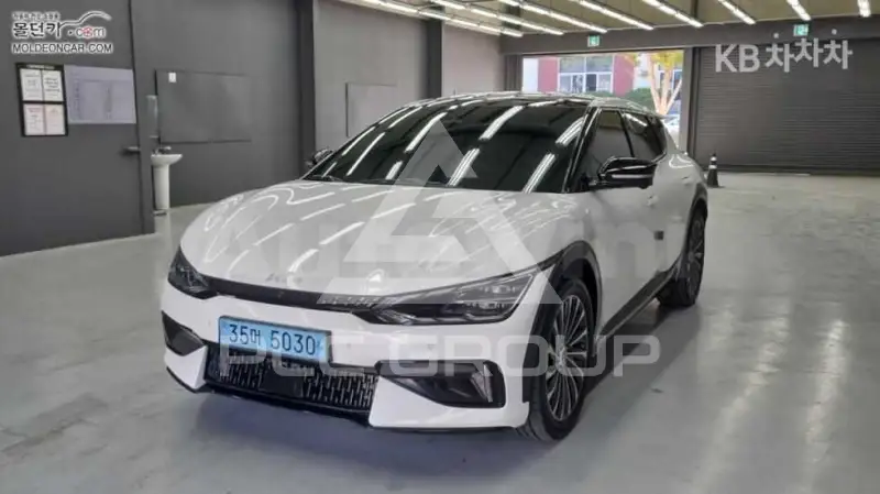 2022 KIA EV