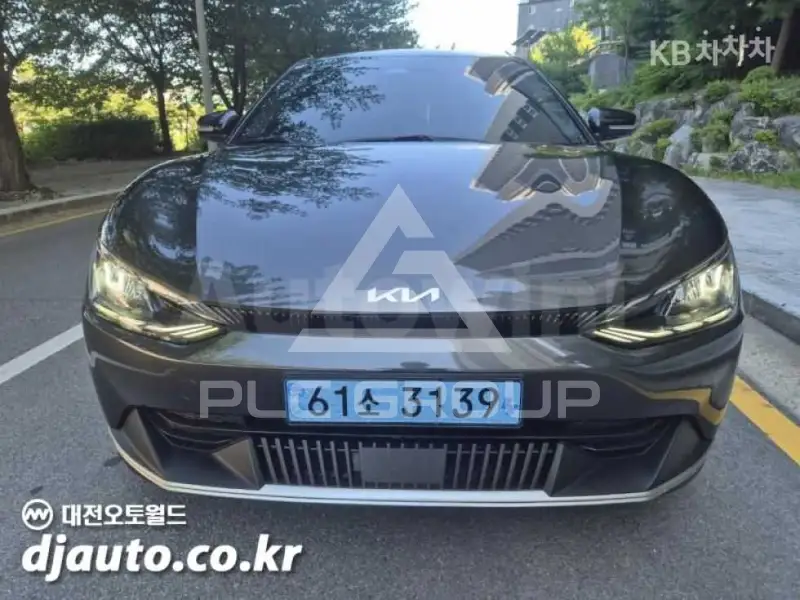 2022 KIA EV