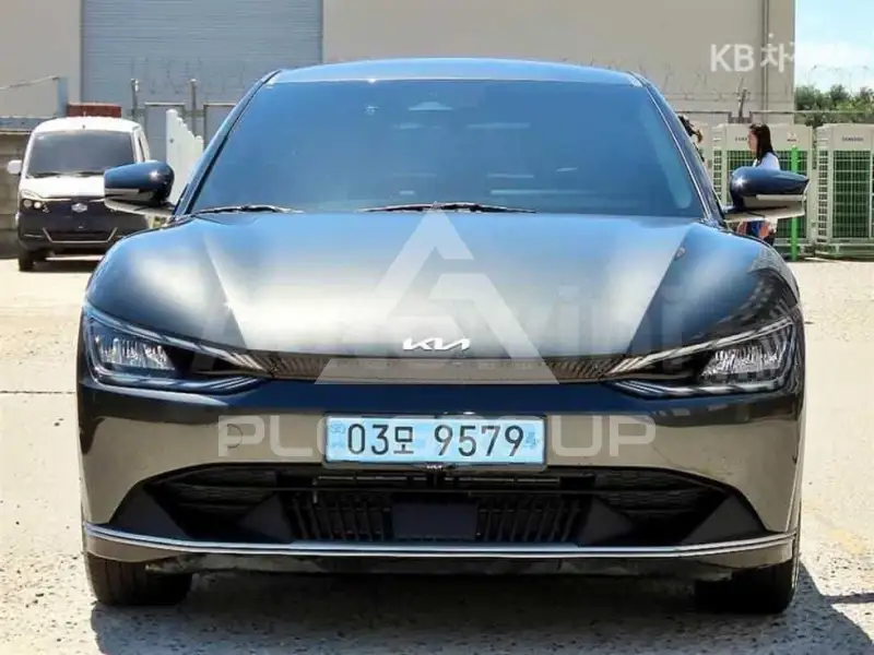 2022 KIA EV