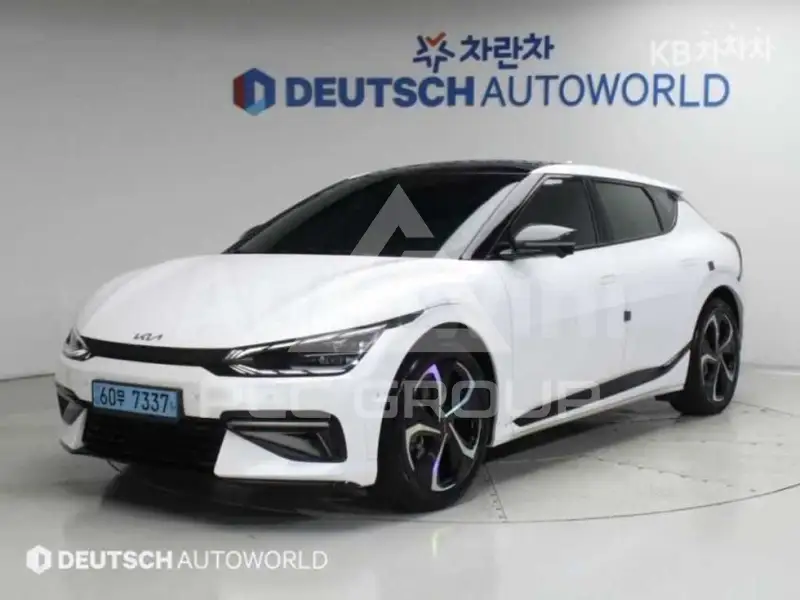 2022 KIA EV