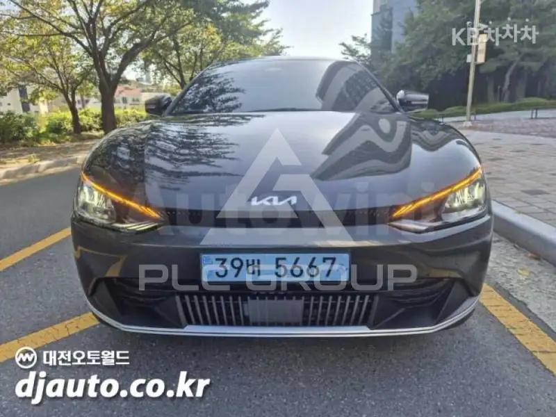 2022 KIA EV