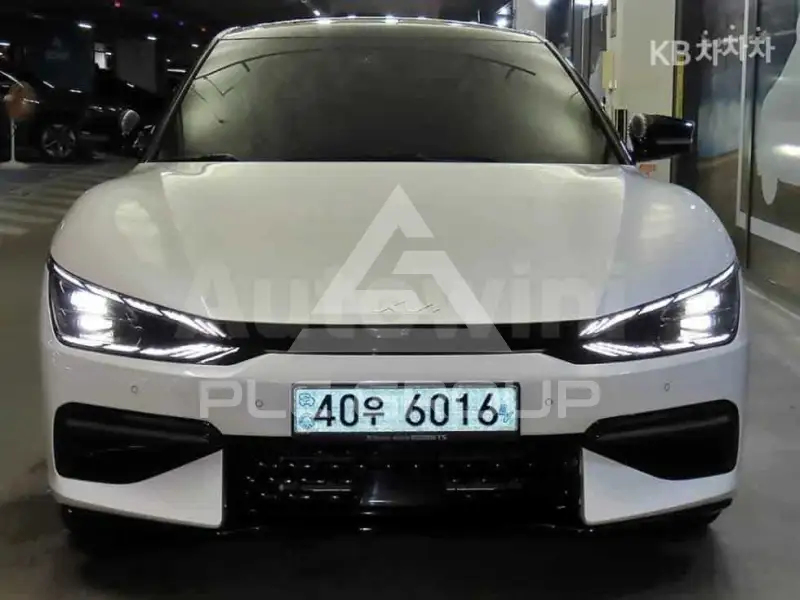 2022 KIA EV