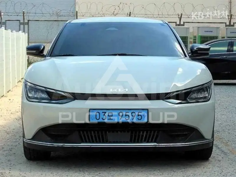 2022 KIA EV