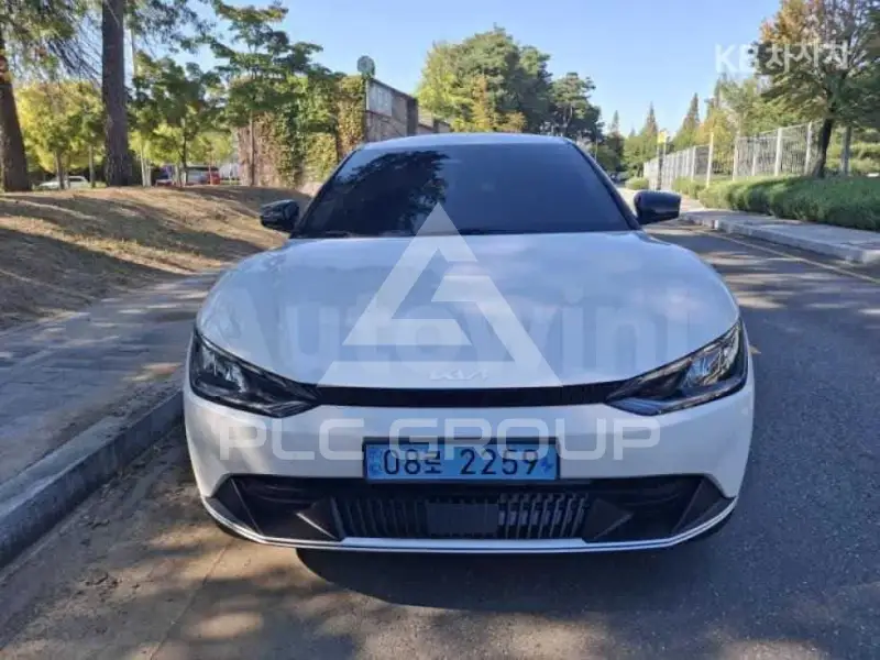 2022 KIA EV