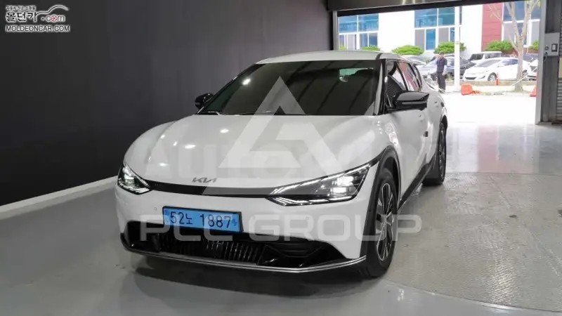 2022 KIA EV