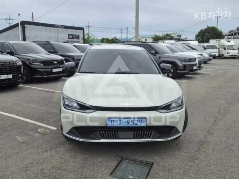 2022 KIA EV